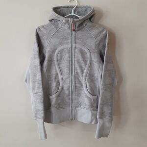 Lululemon scuba hoodie II,thumbholes,stretchy sides,size 6‎